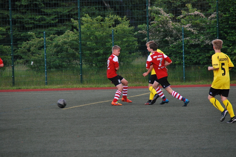 780x520Abschiedsspiel Dustin 22.6 (96).JPG